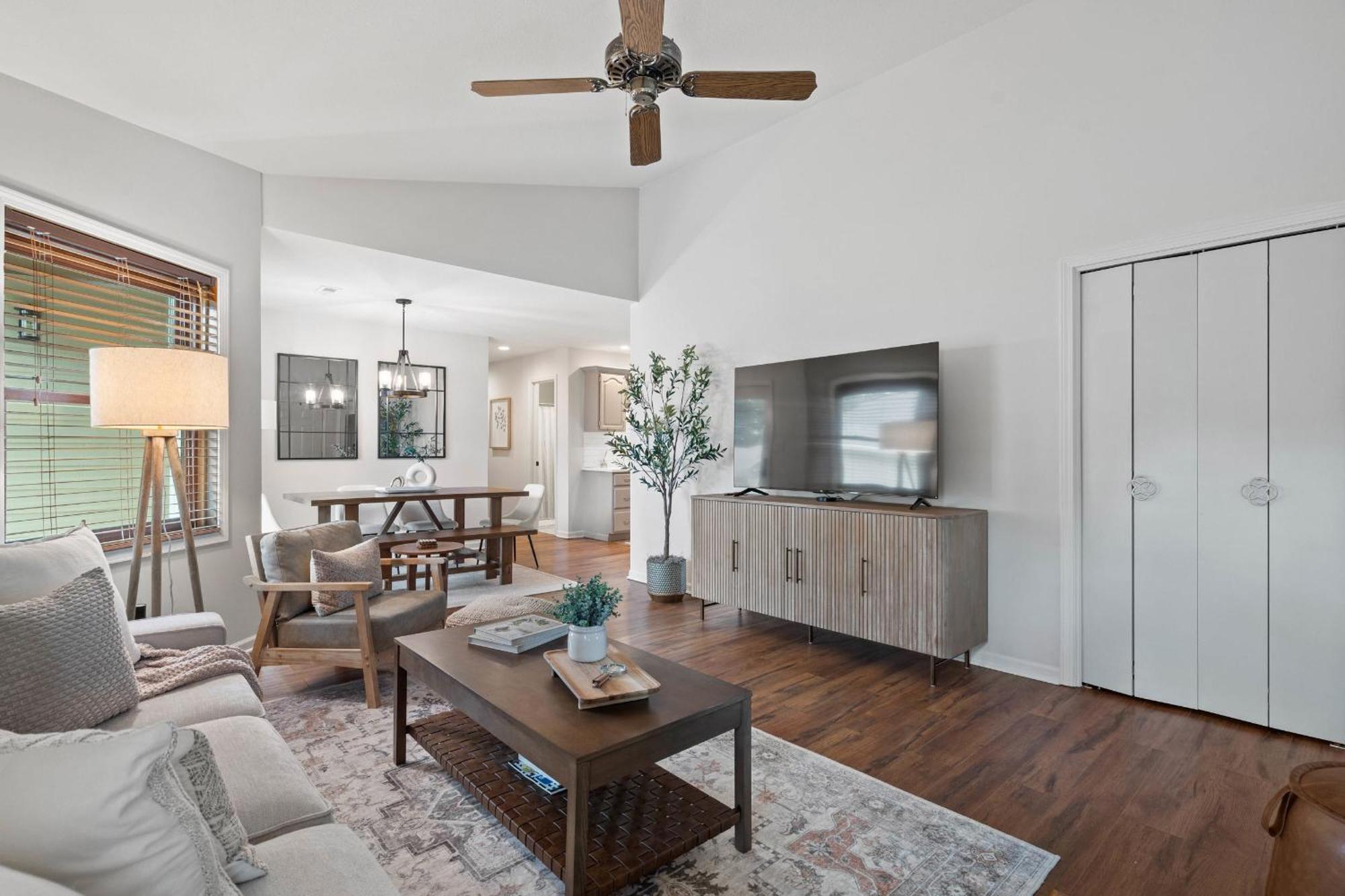 1 5 Miles To Mizzou ~ Spacious & Updated Home~ Columbia Exteriör bild
