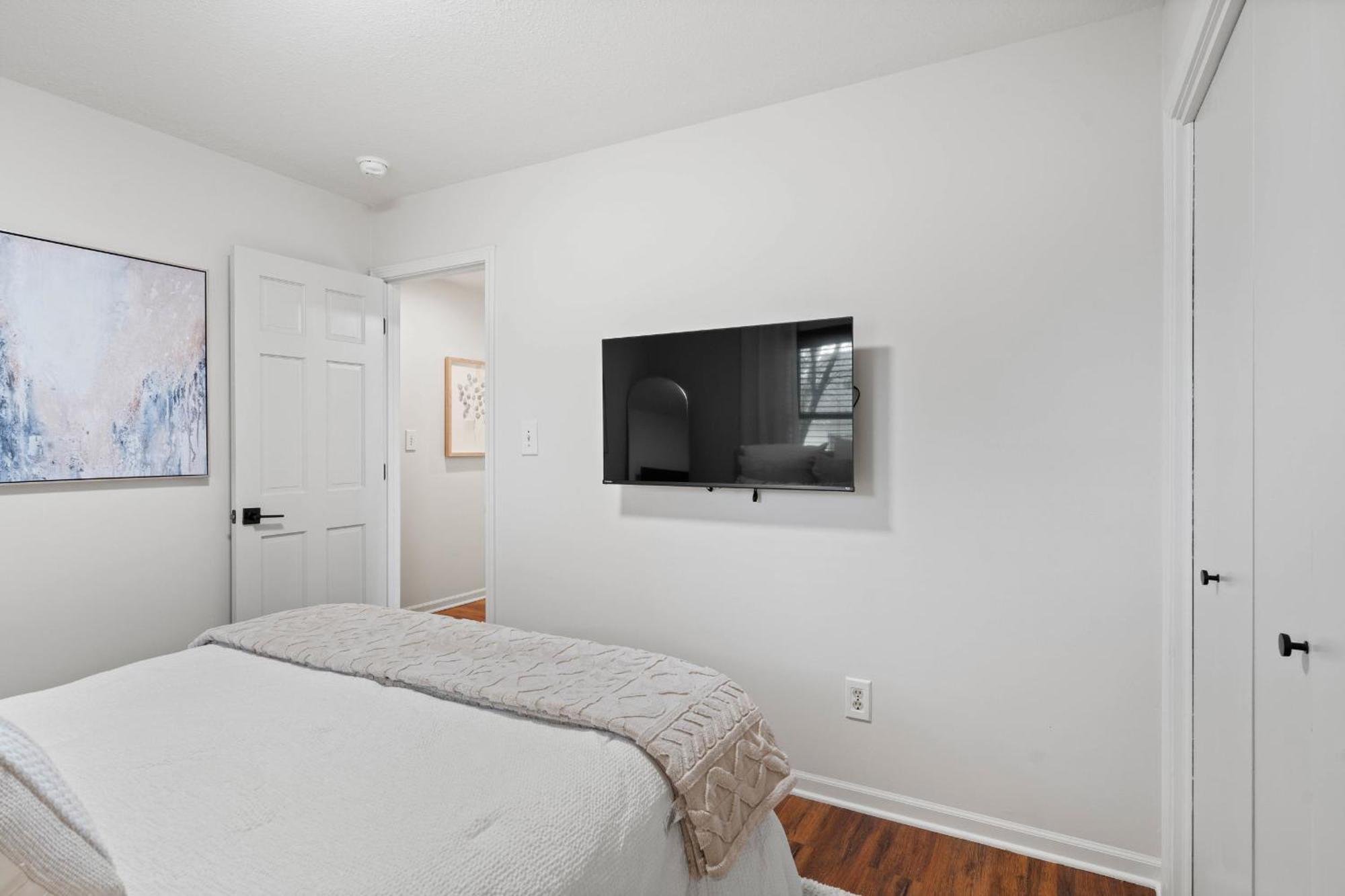 1 5 Miles To Mizzou ~ Spacious & Updated Home~ Columbia Exteriör bild